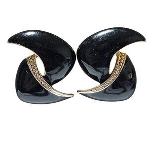 Vintage Black Gold Earrings Textured Detail Enamel Finish Fashion Jewelry Women